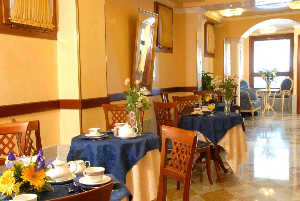 卡弗蒙塔酒店 威尼斯 餐厅 照片
